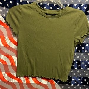 Forever 21 Crop Top. Size Small.